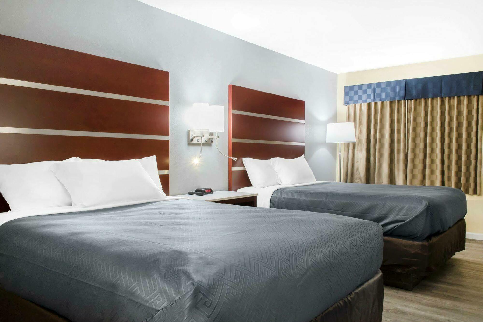 Escape Motel 2*